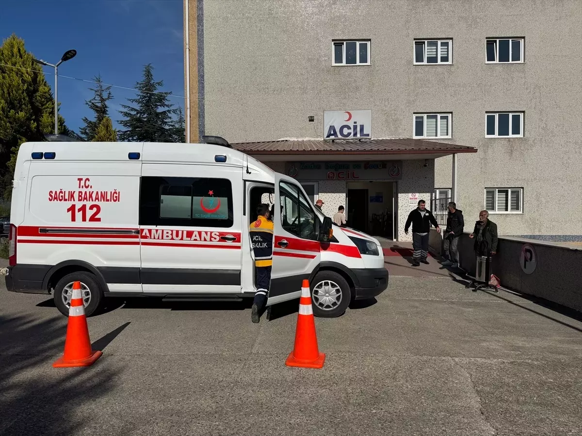 Bartın'da Tarihi Geçmiş Şekerlemelerden Zehirlenme Şüphesi