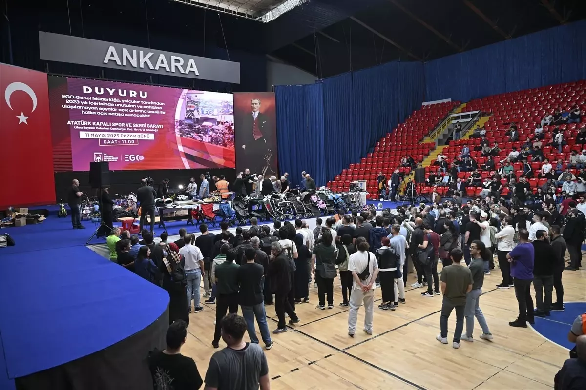 Ankara'da Unutulan Eşyalar Açık Artırma ile Satışa Sunuldu