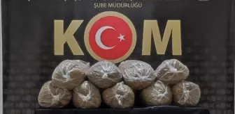 Bayburt'ta Kaçak Tütün Operasyonu: 1 Şüpheli Yakalandı