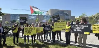 Berlin'de İsrail Cumhurbaşkanı Herzog'un Ziyareti Protesto Edildi