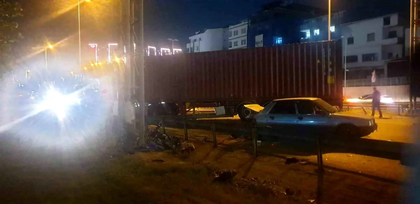 Beylikdüzü'nde Tır Kazası: Motosiklet Sürücüsü Hayatını Kaybetti