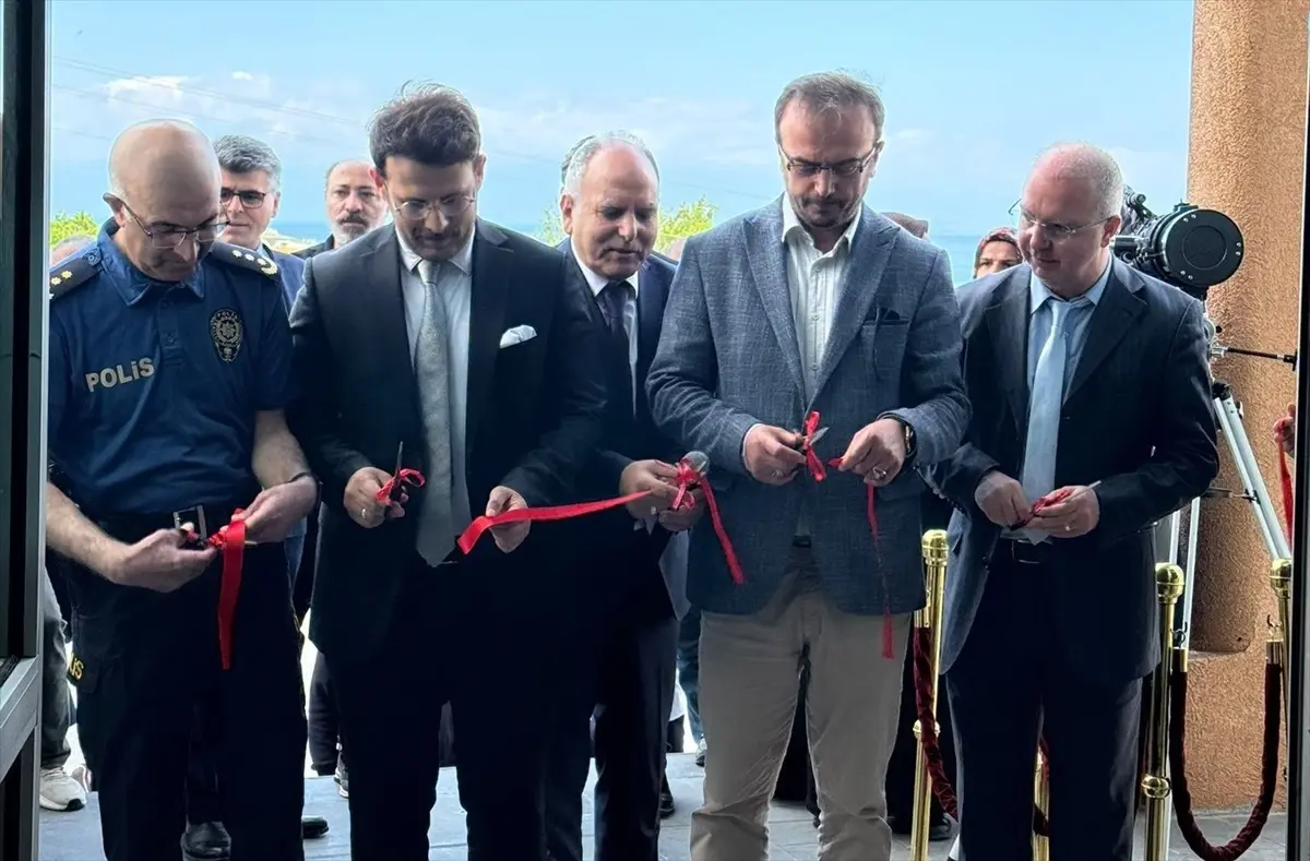 Beyşehir'de TÜBİTAK 4006 Bilim Fuarı Açıldı