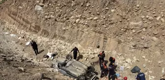 Bingöl'de Otomobil Dere Yatağına Devrildi: 7 Yaralı