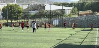 Bodrum'da Anneler Günü'nde Futbol Keyfi