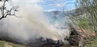Bolu Göynük'te Yangın: Cami, Köy Konağı ve Ev Kullanılamaz Hale Geldi