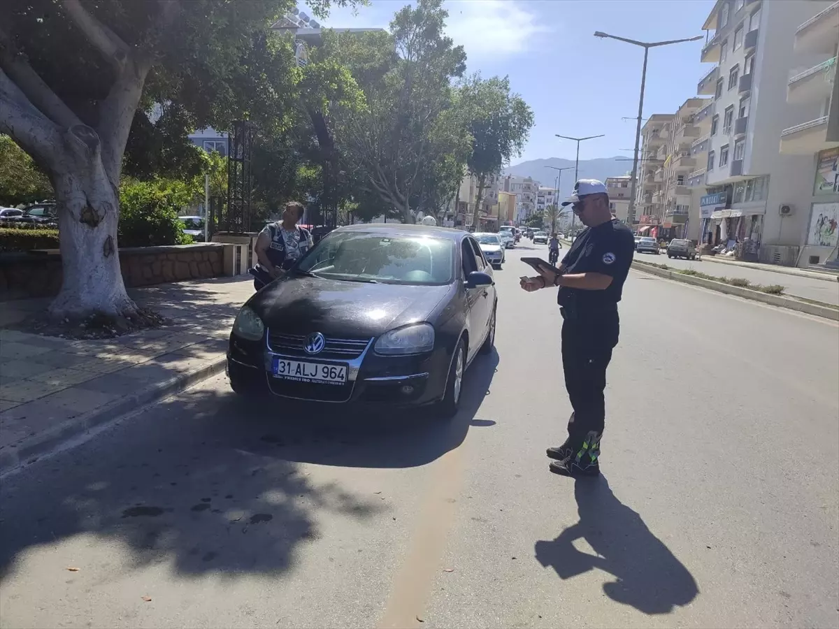 Mersin Bozyazı'da Trafik Uygulaması Yapıldı