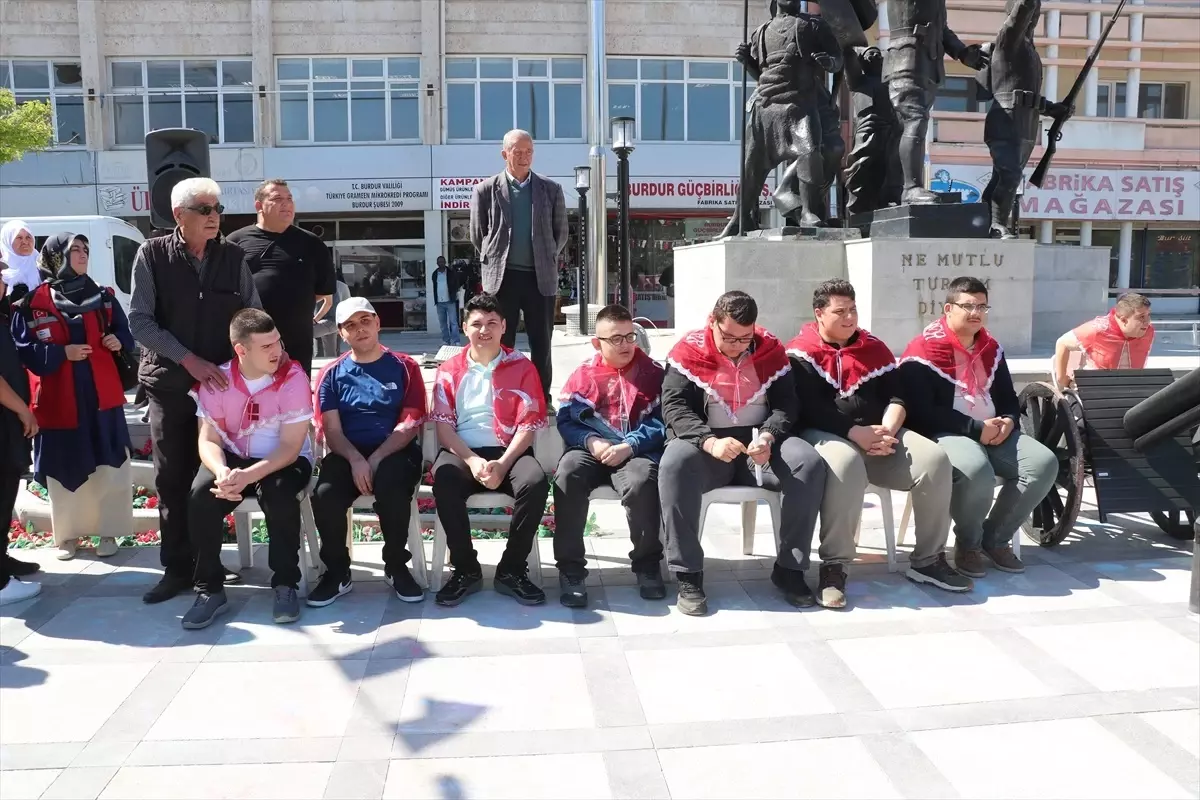 Engelli Gençler Temsili Askerlik Heyecanı Yaşadı