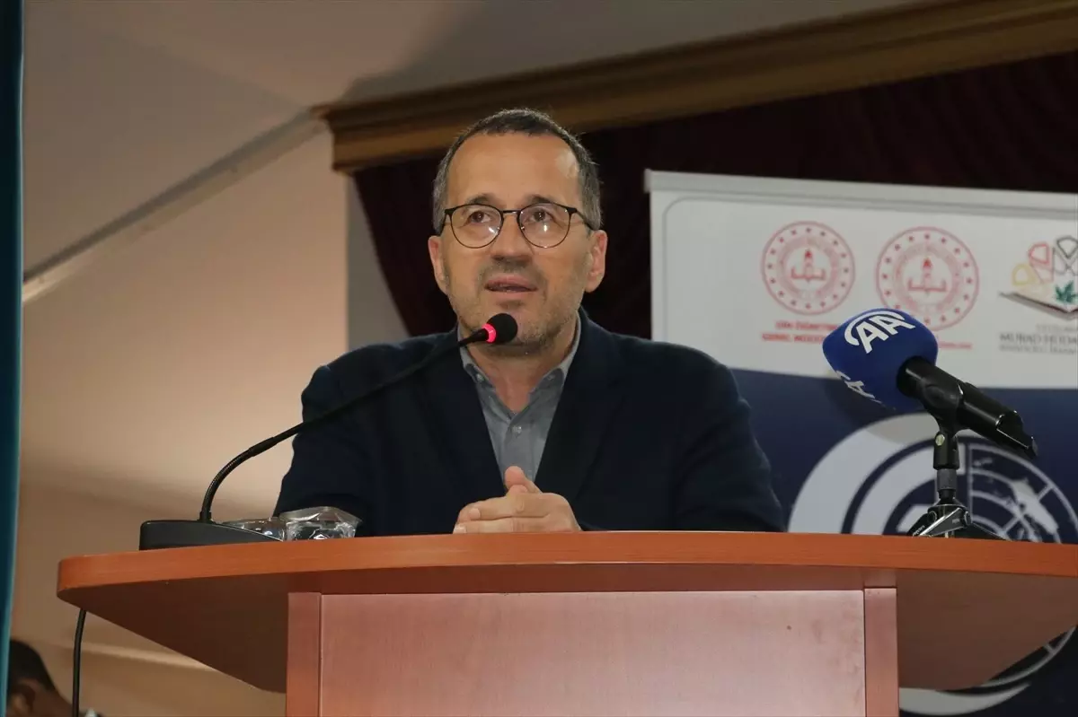 İslam Dünyasına Küresel Çözümler Konferansı Bursa'da Başladı