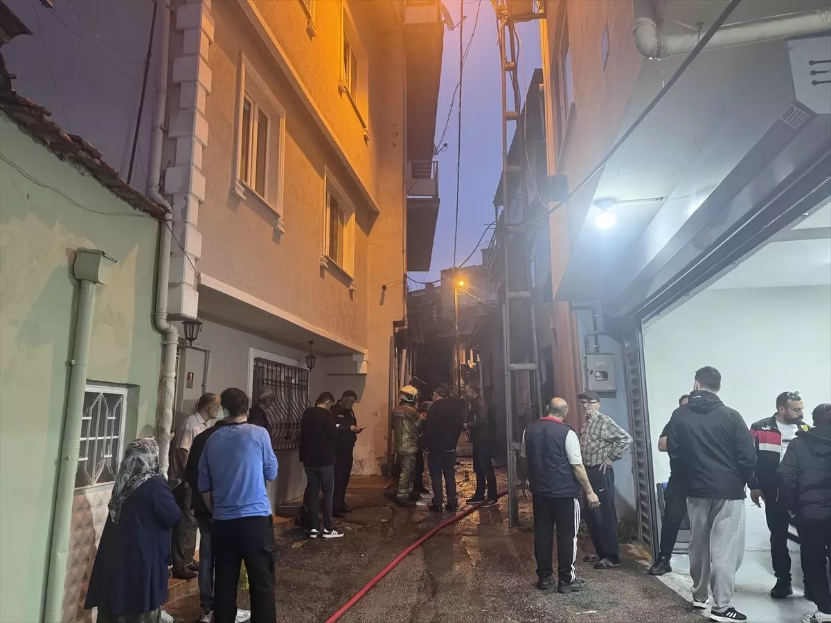 Bursa'da Yangında 63 Yaşındaki Kadının Cesedi Bulundu