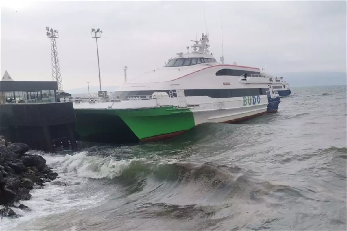 Bursa-İstanbul Deniz Otobüsü Seferleri Olumsuz Hava Koşulları Nedeniyle İptal