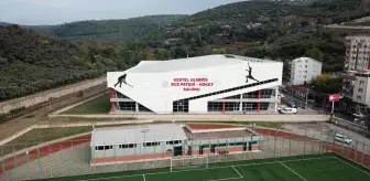 Bursa'da Buz Pateni Tesisi Yetenekli Sporcular Yetiştiriyor