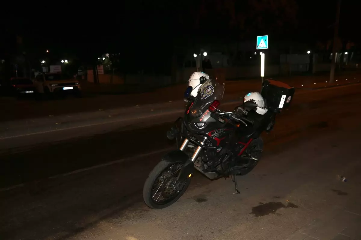 Çanakkale'de 'Dur' İhtarına Uymayan Araç Kovalamacası Ağır Yaralanmaya Sebep Oldu