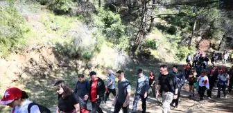 Çanakkale'de şehitlere saygı yürüyüşü gerçekleştirildi