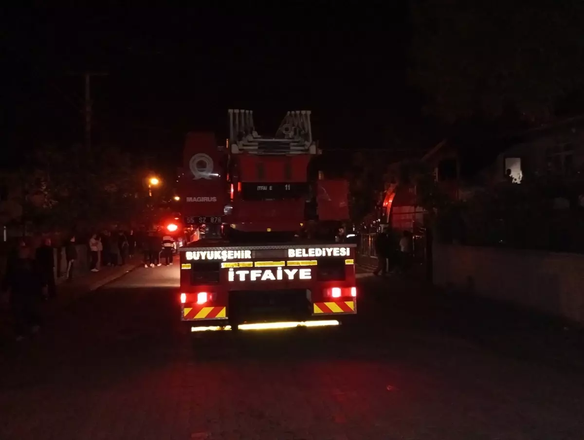 Samsun'da Depo Yangını Korkuttu, Hasar Oluştu