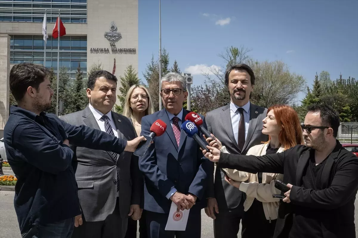 CHP, Gençlik ve Spor Hizmetleri ile Siber Güvenlik Kanunlarının İptali İçin Anayasa Mahkemesi'ne Başvurdu