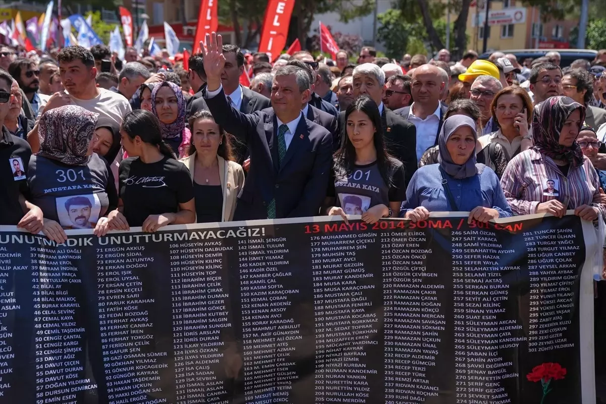 CHP Genel Başkanı Özel, Soma'da maden işçilerini anma programlarına katıldı Açıklaması