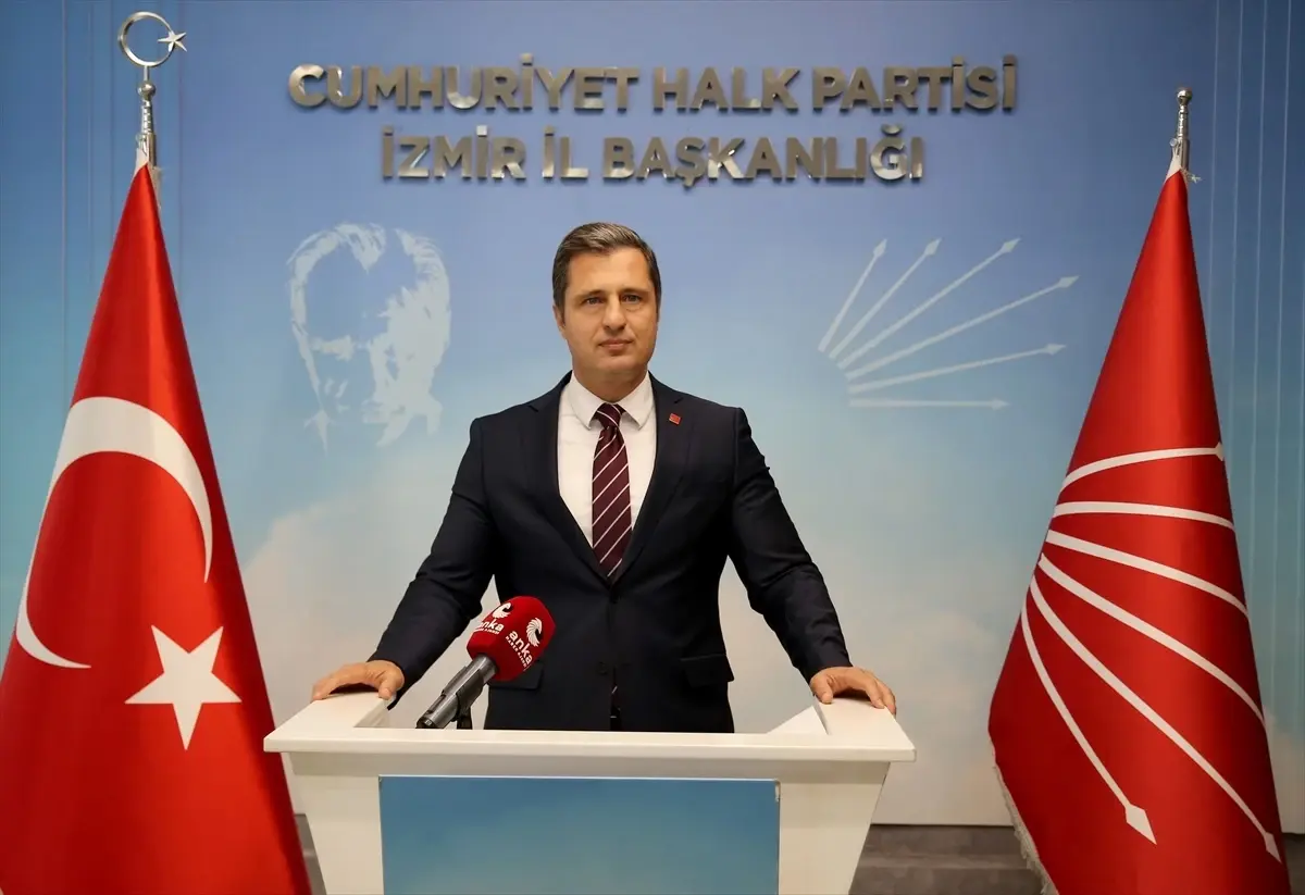 CHP Sözcüsü Yücel, MYK gündemine ilişkin İzmir'de basın toplantısı düzenledi Açıklaması