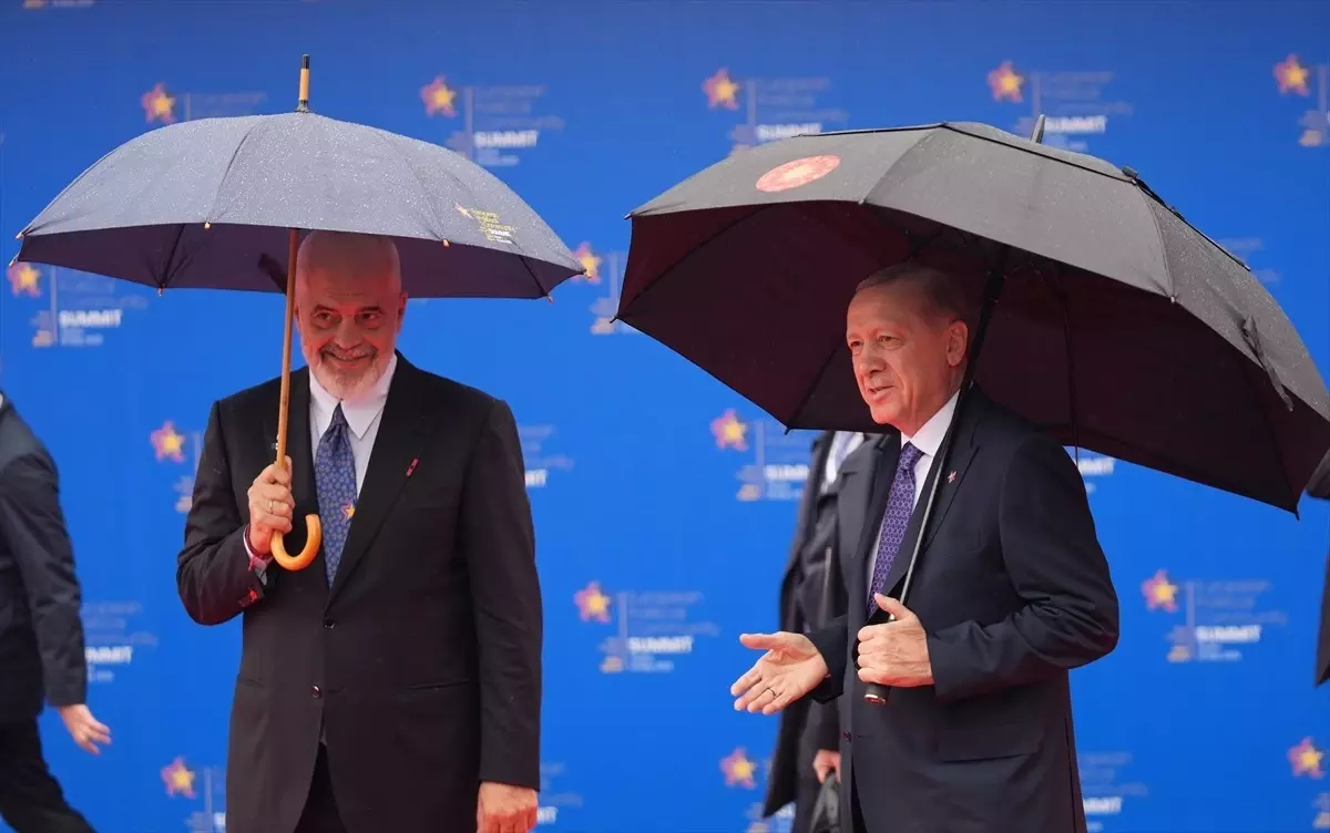 Cumhurbaşkanı Erdoğan, Avrupa Siyasi Topluluğu 6. Zirvesi'ne katıldı