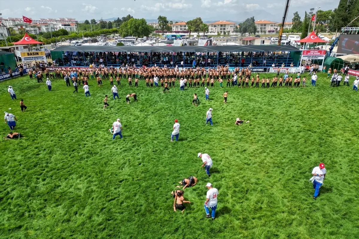 Türkiye Yağlı Güreş Ligi Manavgat'ta Başladı