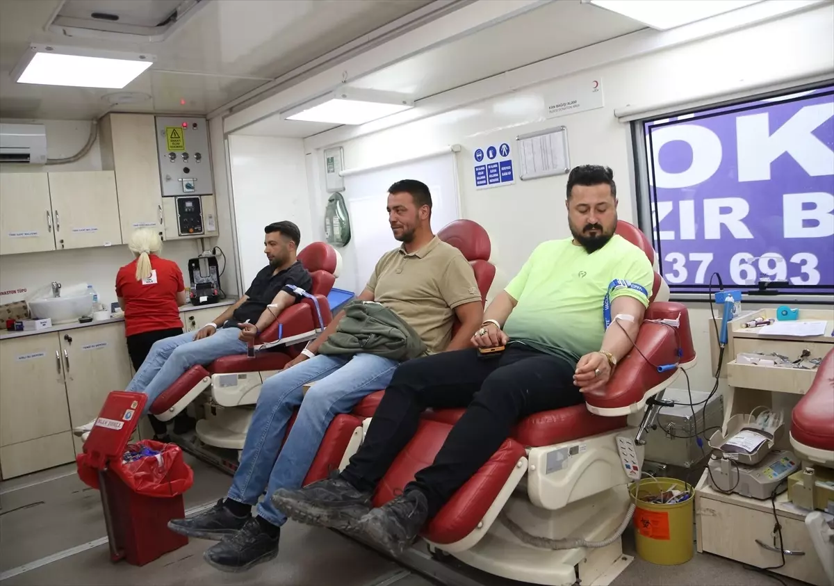 Defne'de Kan Bağışı Etkinliği Düzenlendi