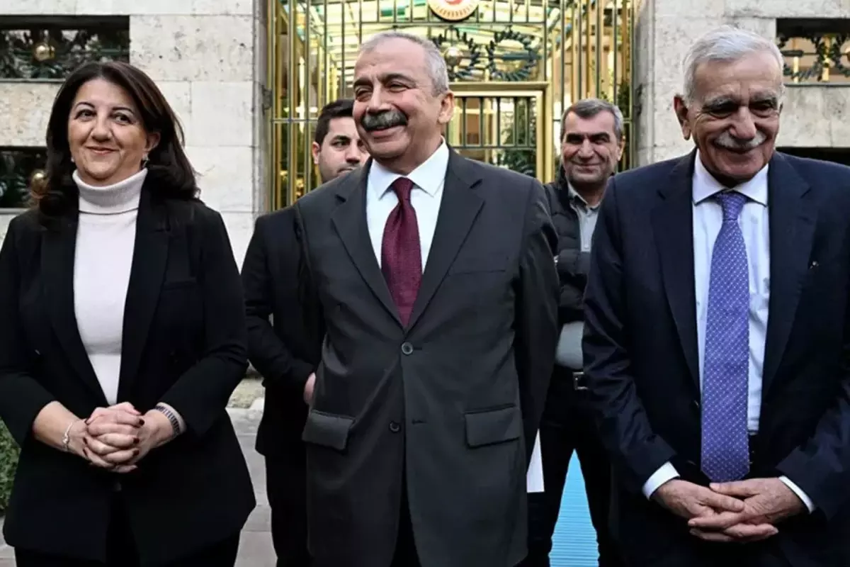 DEM Parti'den PKK kongresiyle ilgili 8 maddelik açıklama: Yeni bir sayfa açılıyor