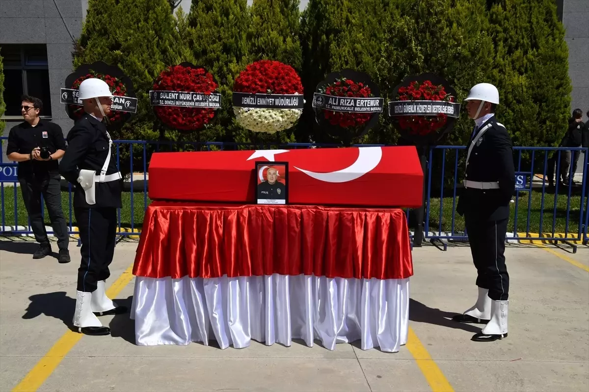 Denizli'de Kalp Krizi Nedeniyle Hayatını Kaybeden Polis Memuru İçin Tören Düzenlendi