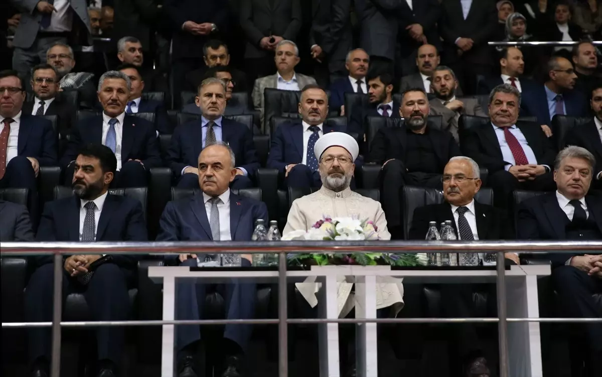 Diyanet İşleri Başkanı Erbaş: Türkiye Yarım Milyon Hafıza Sahip