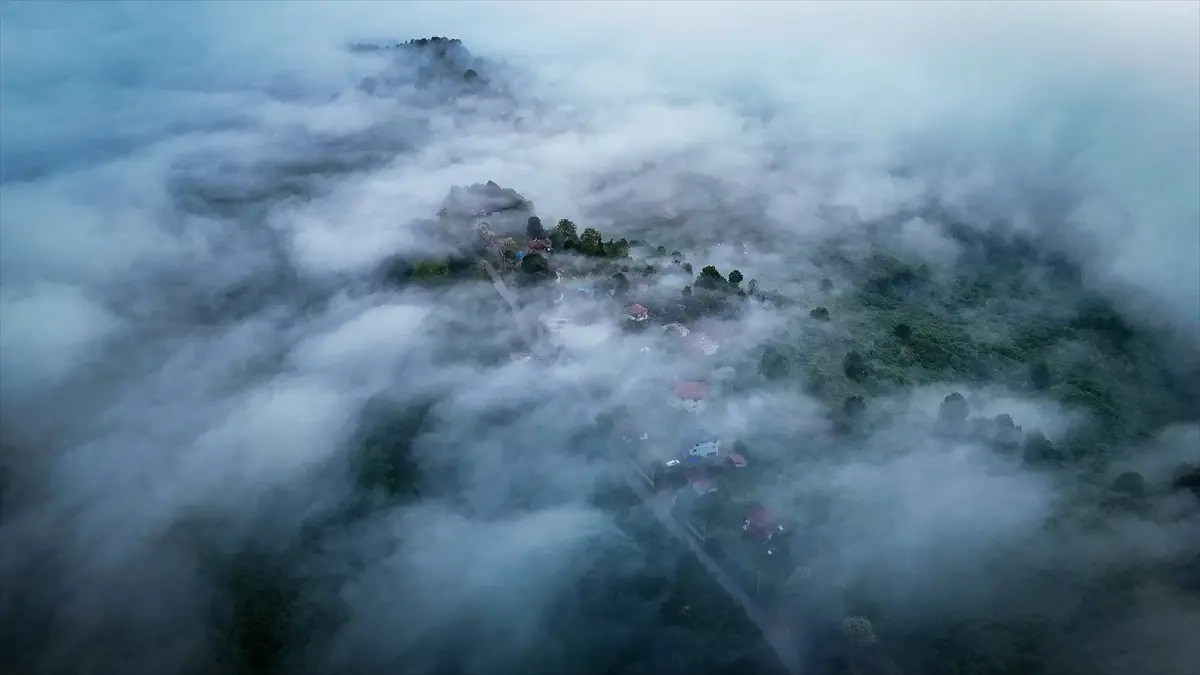Düzce'de Sis Manzaraları Dronla Görüntülendi