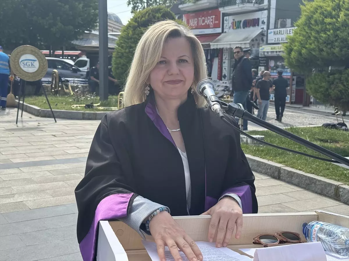 Edirne'de Ebeler ve Hemşireler Haftası Töreni Düzenlendi