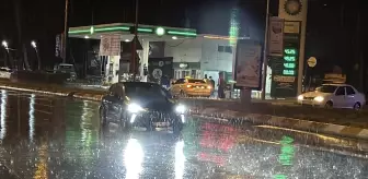 Edirne'de Sağanak Yağış Hayatı Olumsuz Etkiledi