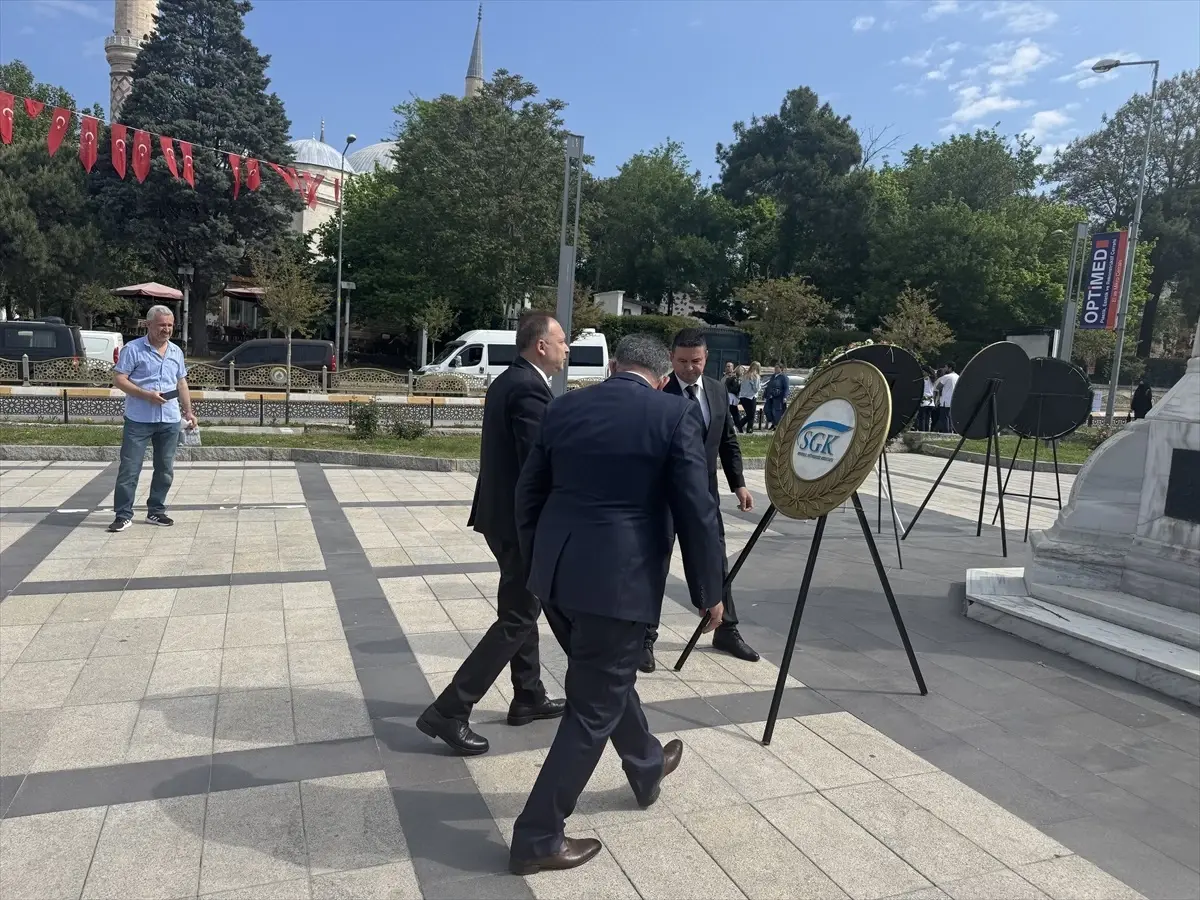 Edirne'de Sosyal Güvenlik Haftası Töreni Düzenlendi