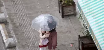 Edirne ve Kırklareli'nde Sağanak Yağış Hayatı Olumsuz Etkiledi