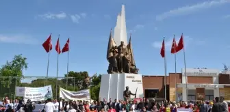 Manisa'da Engelliler Haftası Kortej Yürüyüşü Düzenlendi
