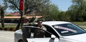 Erzincan'da 54 engelli bir günlük askerlik sevinci yaşadı