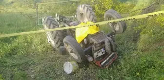 Erzincan'da Devrilen Traktörün Sürücüsü Hayatını Kaybetti