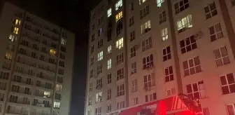 Esenyurt'ta Yangın: Kadın Alevlerden Kaçarken Ağır Yaralandı