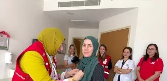 Türk Kızılayı Anneler Günü'nde Hastanede Tedavi Gören Anne ve Çocukları Ziyaret Etti