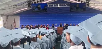 Columbia Üniversitesi'nde Filistin Destekçileri, Başkan Shipman'ı Protesto Etti
