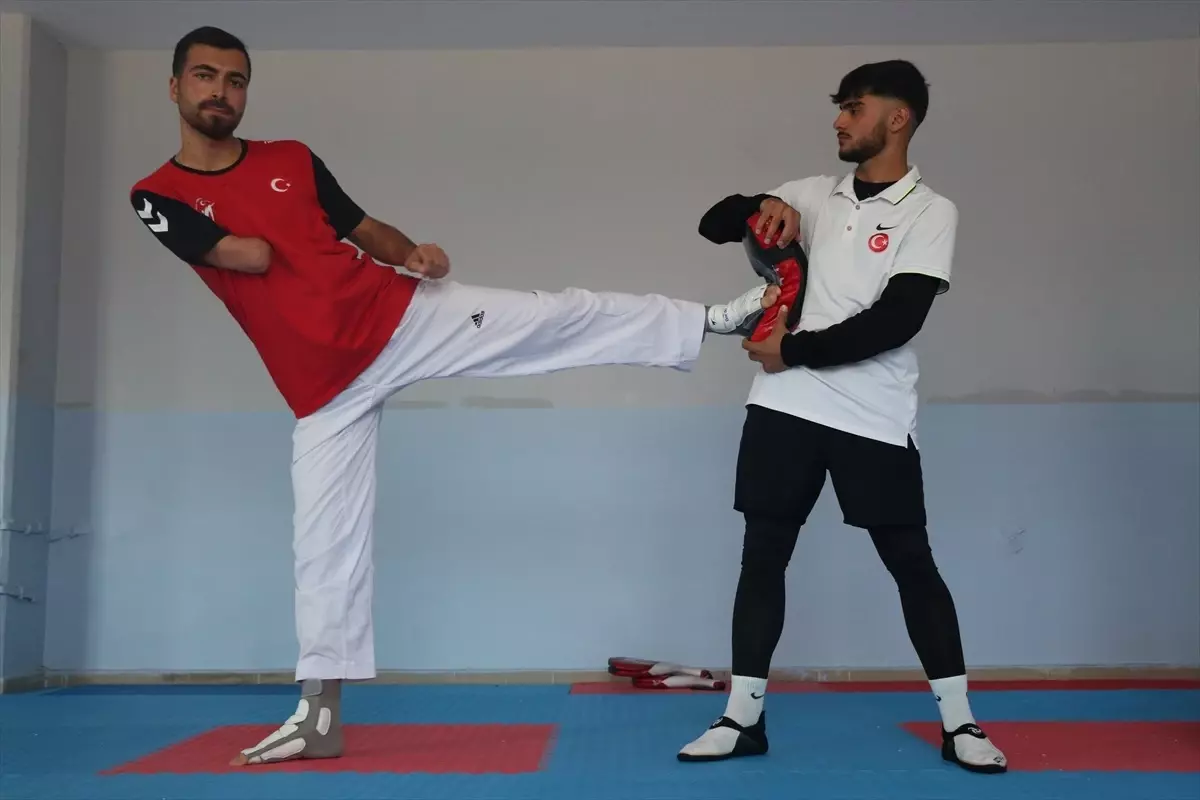 Fiziksel Engelli Tekvandocu Osman Ertürk, Avrupa Para Gençlik Oyunları'nda Zirveye Hedefliyor