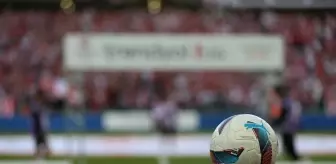 Teksüt Bandırmaspor, Geosis Boluspor'u 4-1 Yenerek Avantaj Sağladı