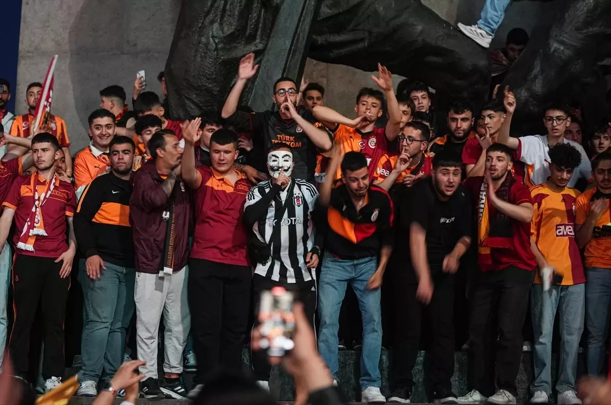 Galatasaray, Süper Lig'de Şampiyonluğu İlan Etti