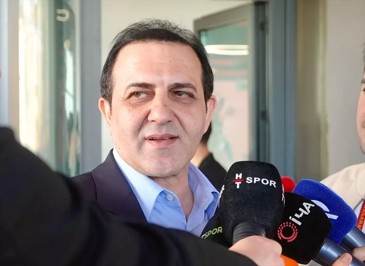 Galatasaray Osimhen'in Bonservisini Almak İçin Bütçe Hazırladı