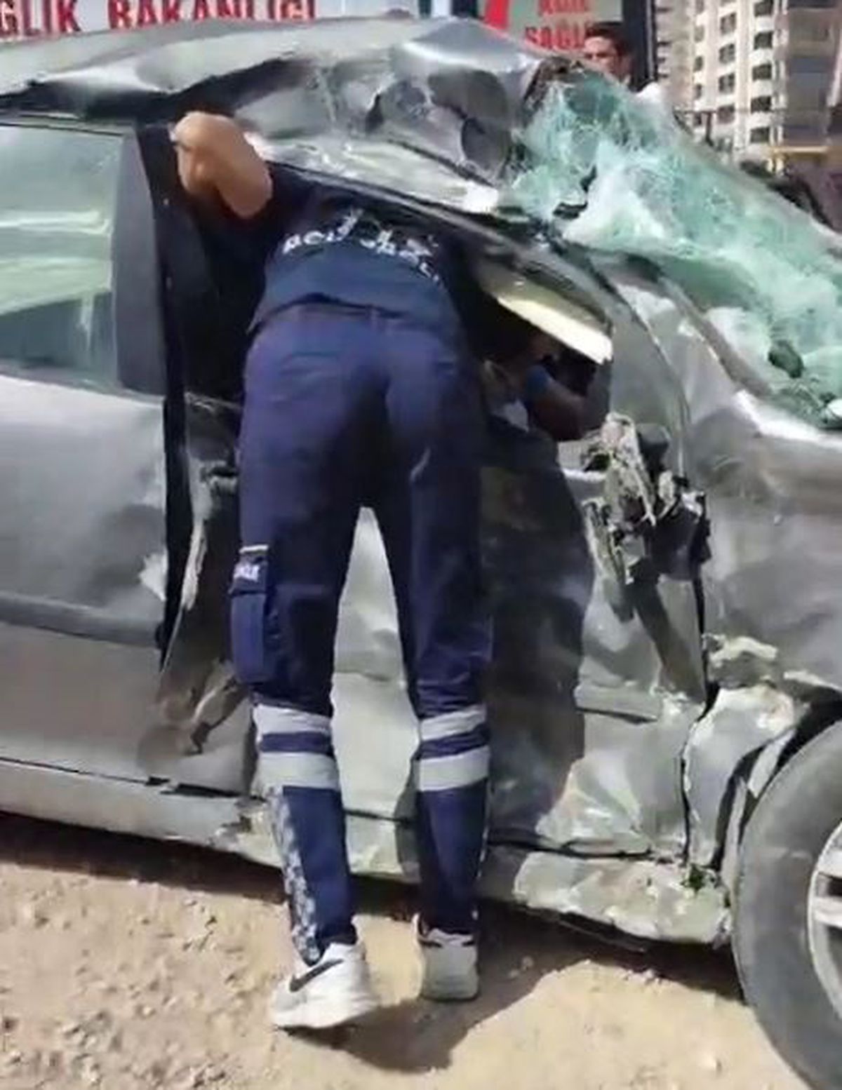 Gaziantep'te Kaza: Eşi Hayatını Kaybetti, Sürücü Ağır Yaralandı