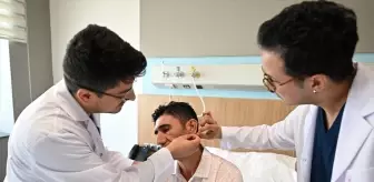 Gaziantep'te Süper Mikrocerrahi ile Kopan Kulak Memesi Yeniden Dikildi