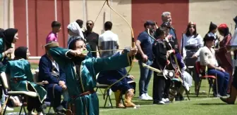Gümüşhane'de Geleneksel Türk Okçuluğu Müsabakaları Başladı