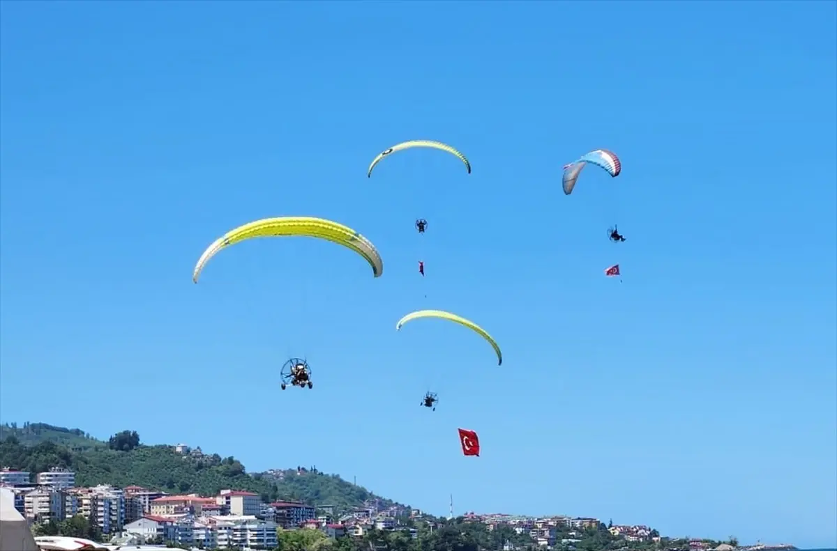 Giresun'da Paramotor Denize Düştü