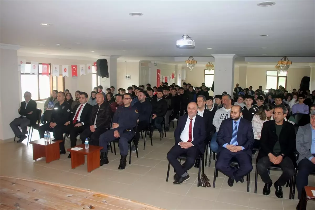 Giresun'da 'Rus İşgali ve Harşit Savunması' Konferansı Düzenlendi