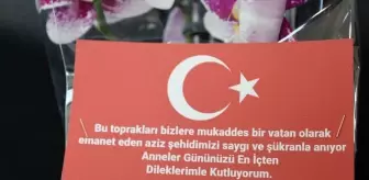 Güroymak Belediye Başkanı Mutlu, şehit annelerinin Anneler Günü'nü kutladı
