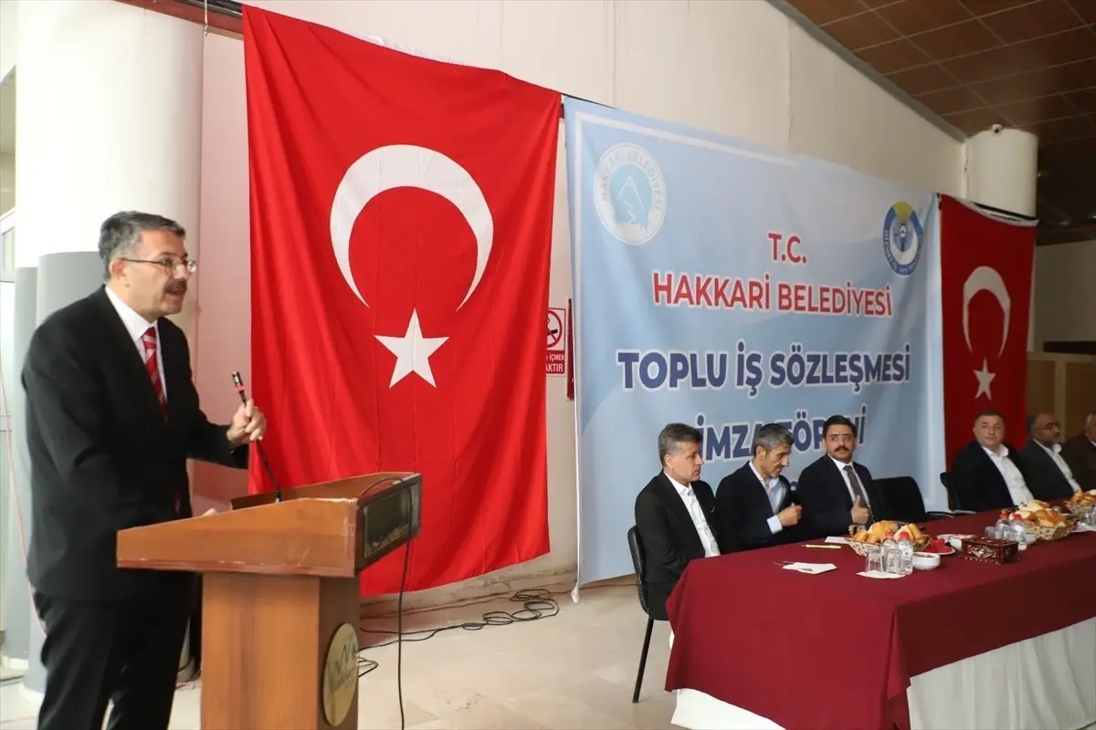 Hakkari Belediyesi ile Hizmet-İş Sendikası Arasında Toplu İş Sözleşmesi İmzalandı