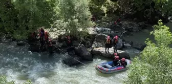 Hakkari'de Kaybolan Genç İçin Arama Çalışmaları Devam Ediyor